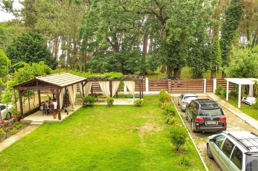 Guest House Sirius Pizunda Exterior foto